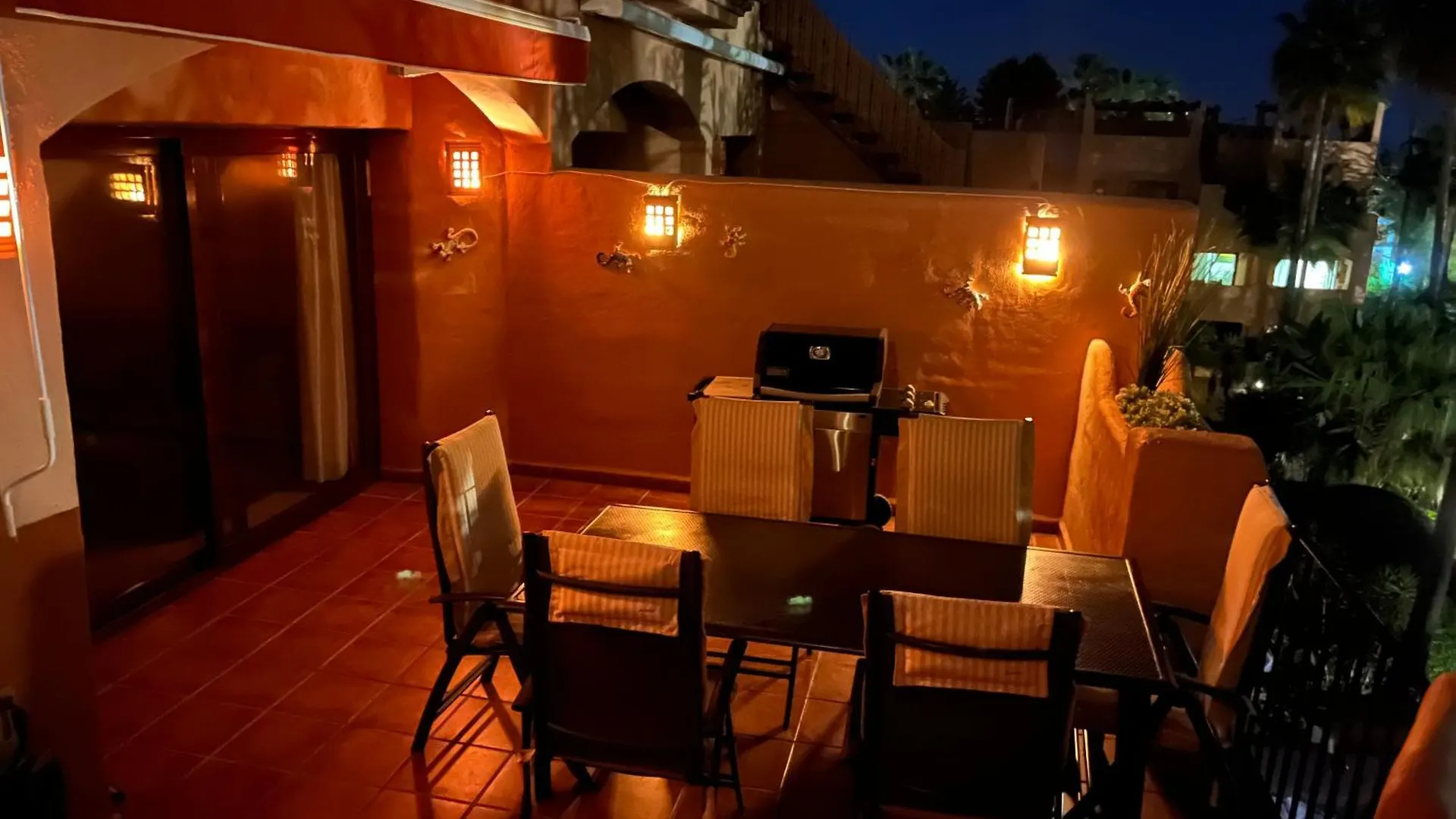 Prachtig Penthouse Met Zeezicht En Groot Zonneterras Διαμέρισμα Εστεπόνα 0*,  Ισπανία
