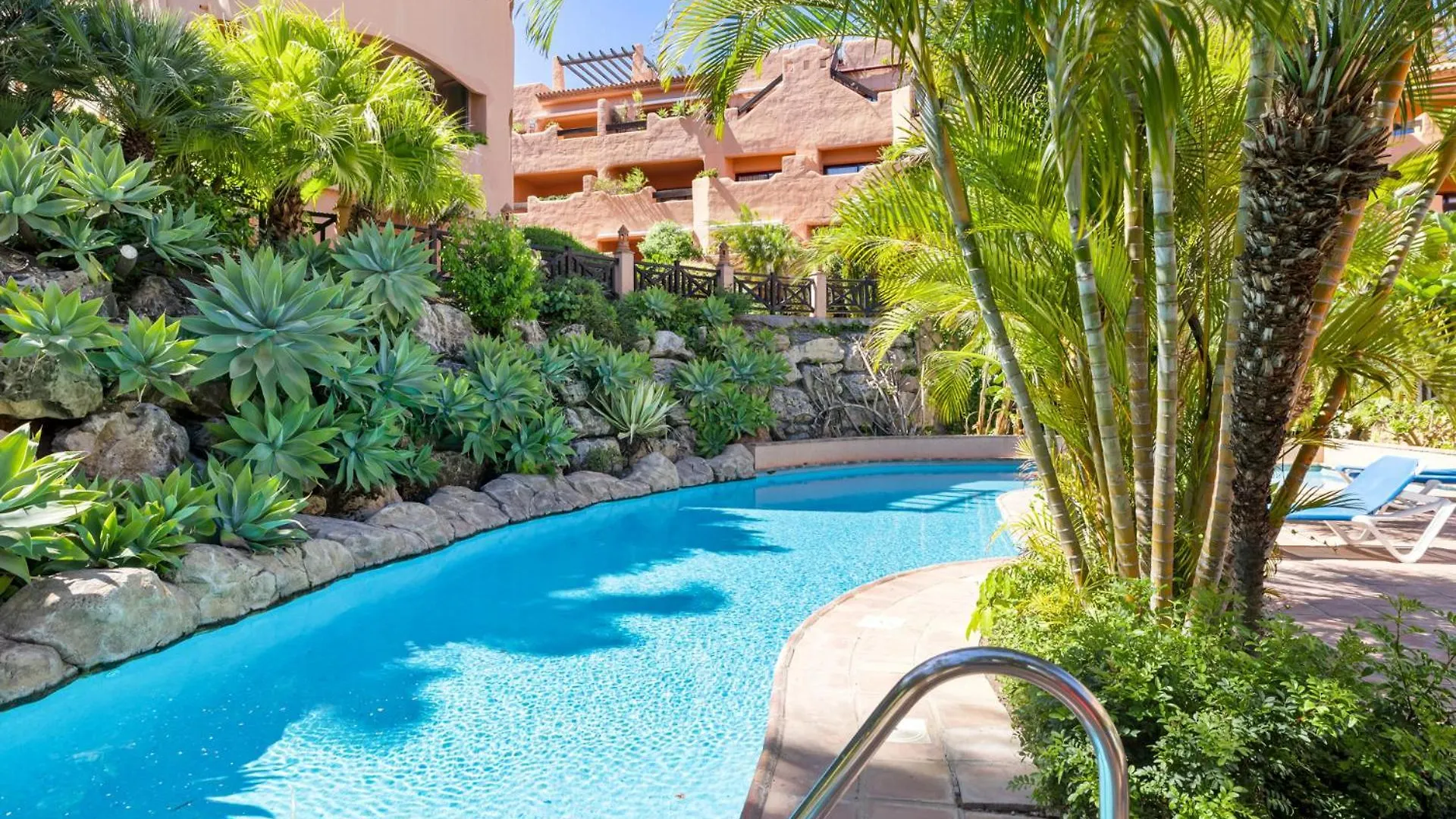 Prachtig Penthouse Met Zeezicht En Groot Zonneterras Διαμέρισμα Εστεπόνα