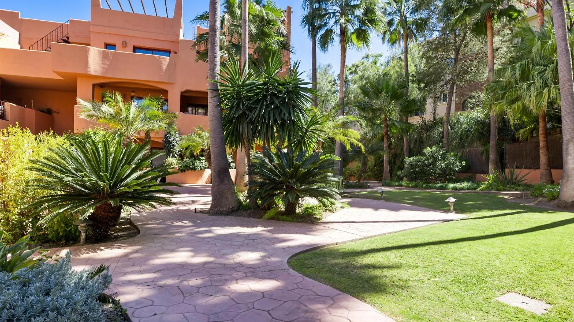 Prachtig Penthouse Met Zeezicht En Groot Zonneterras Διαμέρισμα Εστεπόνα 0*,