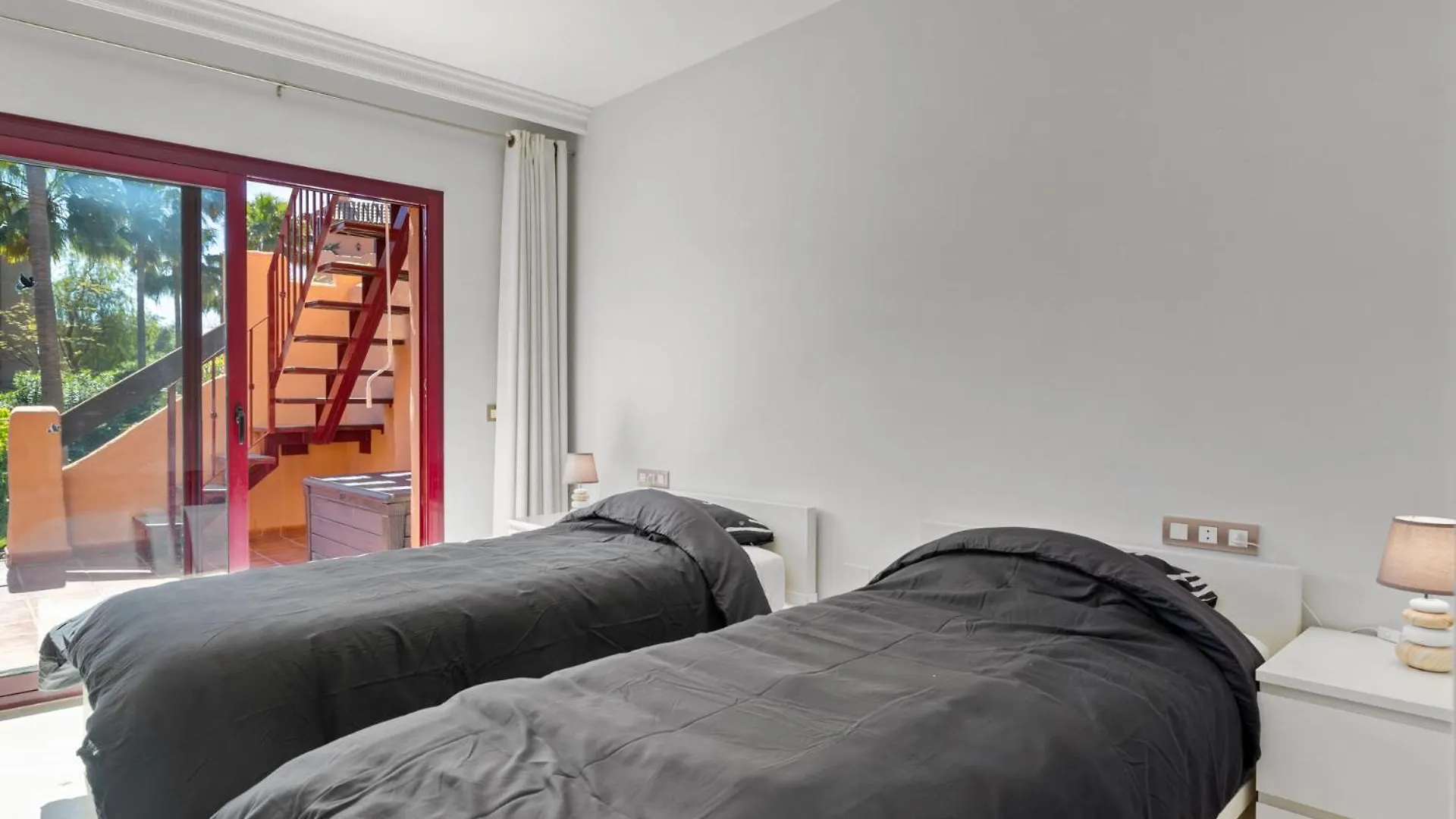 Prachtig Penthouse Met Zeezicht En Groot Zonneterras Διαμέρισμα Εστεπόνα