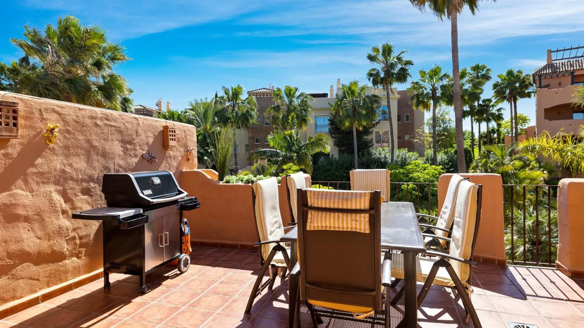 Prachtig Penthouse Met Zeezicht En Groot Zonneterras Διαμέρισμα Εστεπόνα