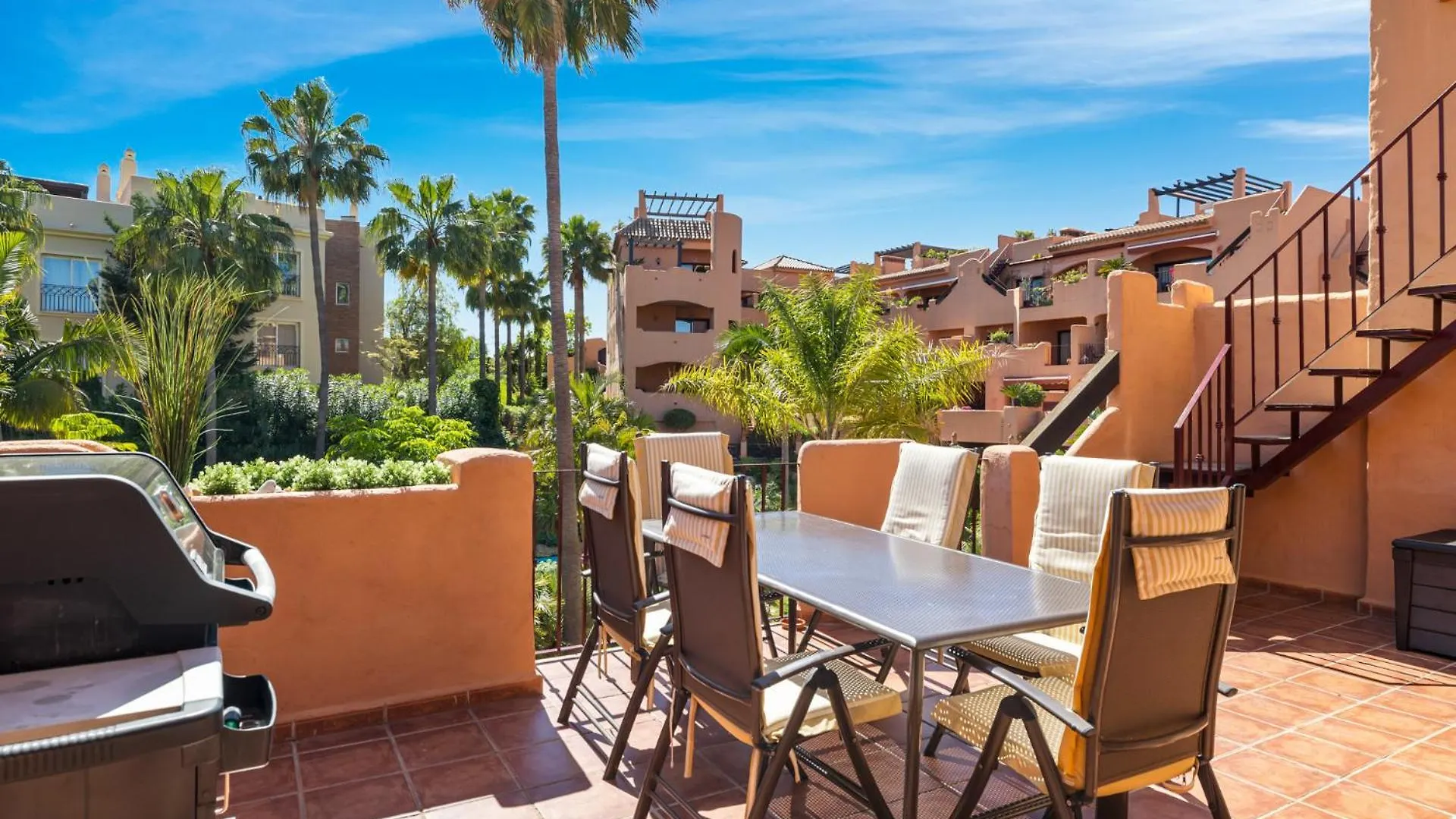 Prachtig Penthouse Met Zeezicht En Groot Zonneterras Διαμέρισμα Εστεπόνα