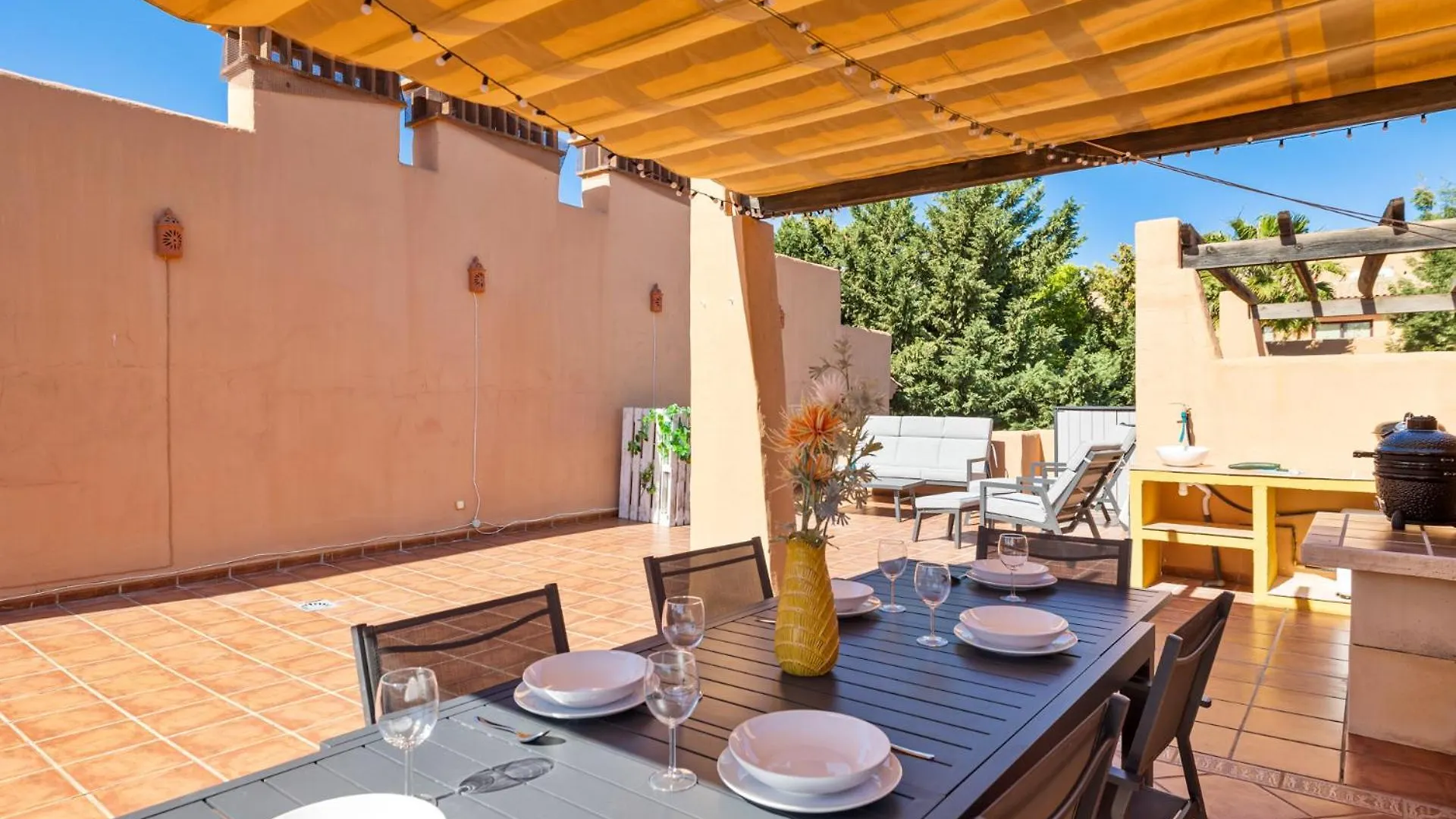 Prachtig Penthouse Met Zeezicht En Groot Zonneterras Διαμέρισμα Εστεπόνα 0*,  Ισπανία